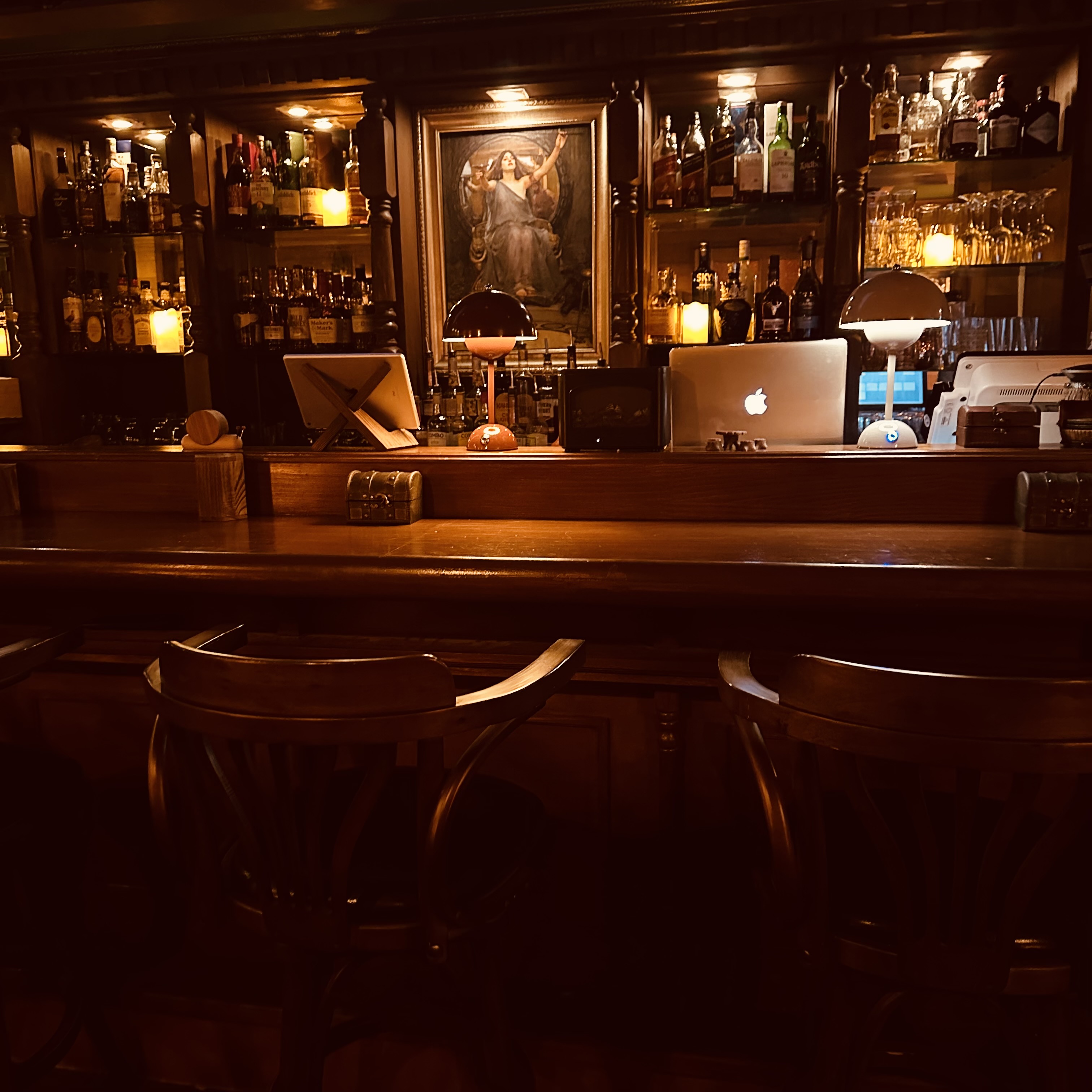 7-7PUB 사진 3