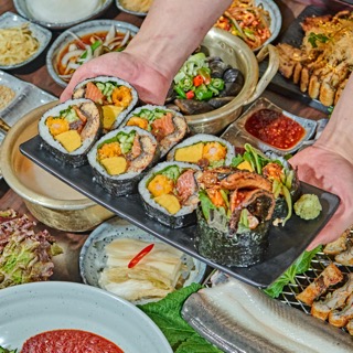 Jangdeokpungcheonsansamminmuljangeo (장덕풍천산삼민물장어) 3
