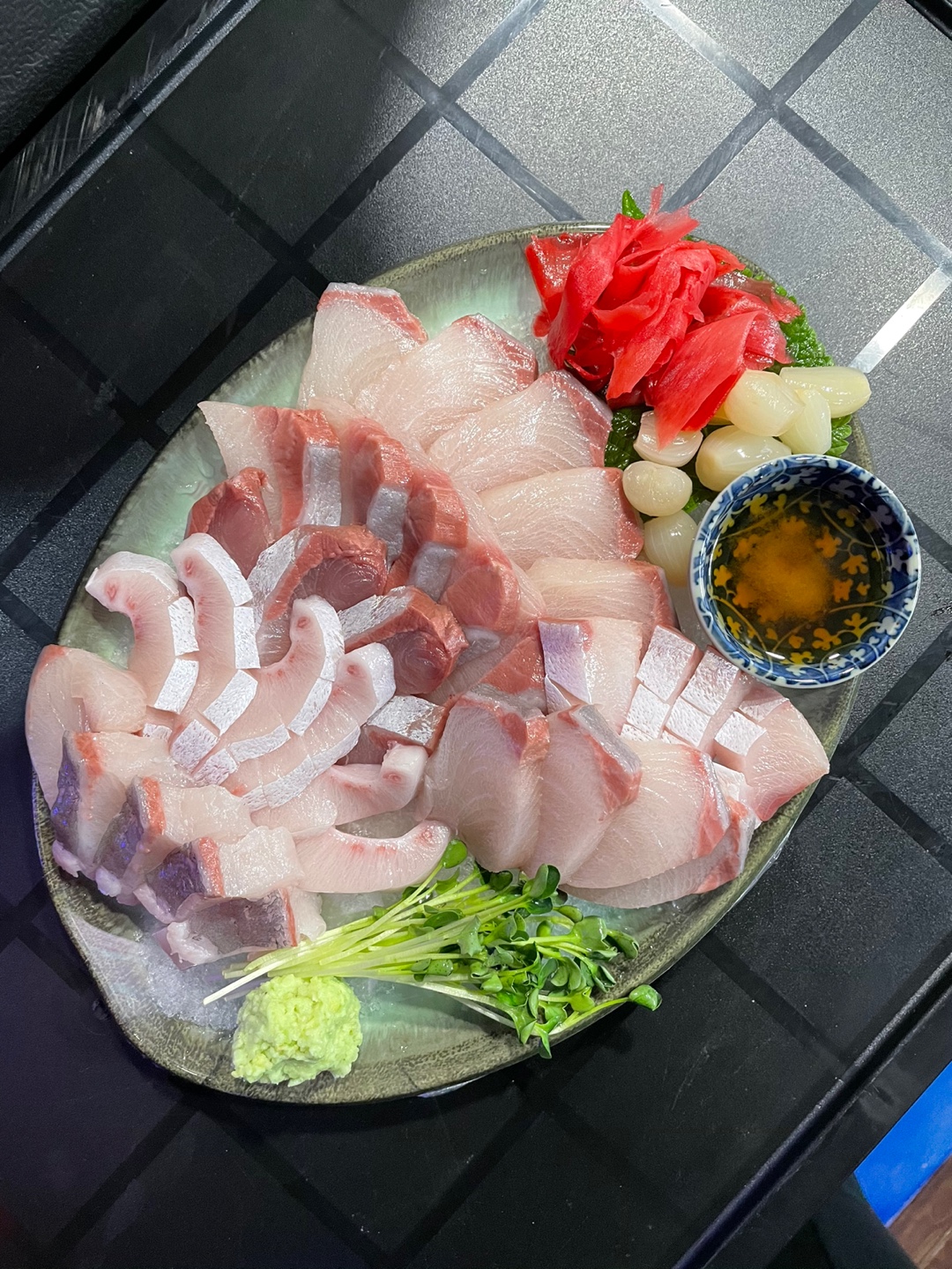 통영항수산민족 가락시장역점 사진 8