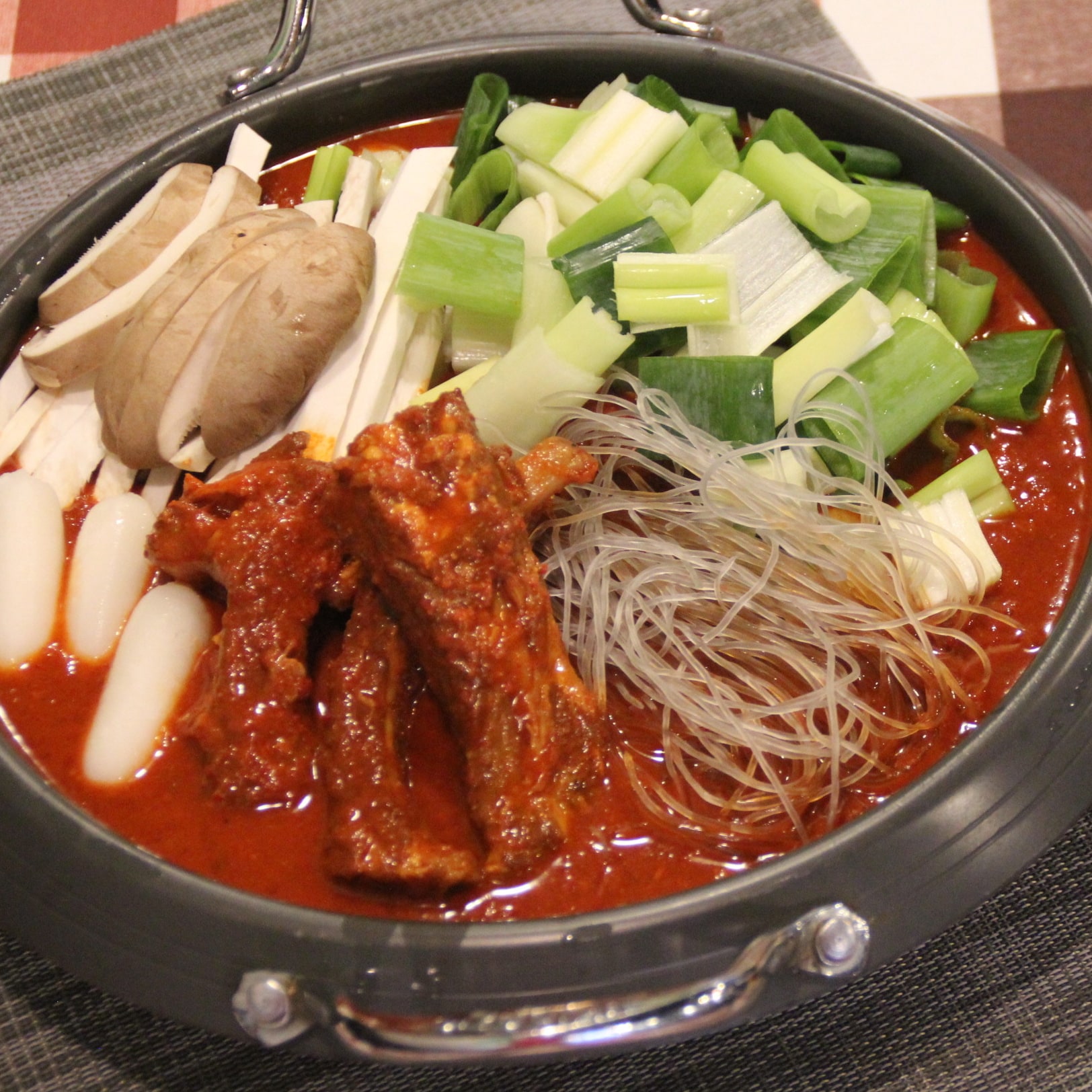 신홍닭발 사진 2