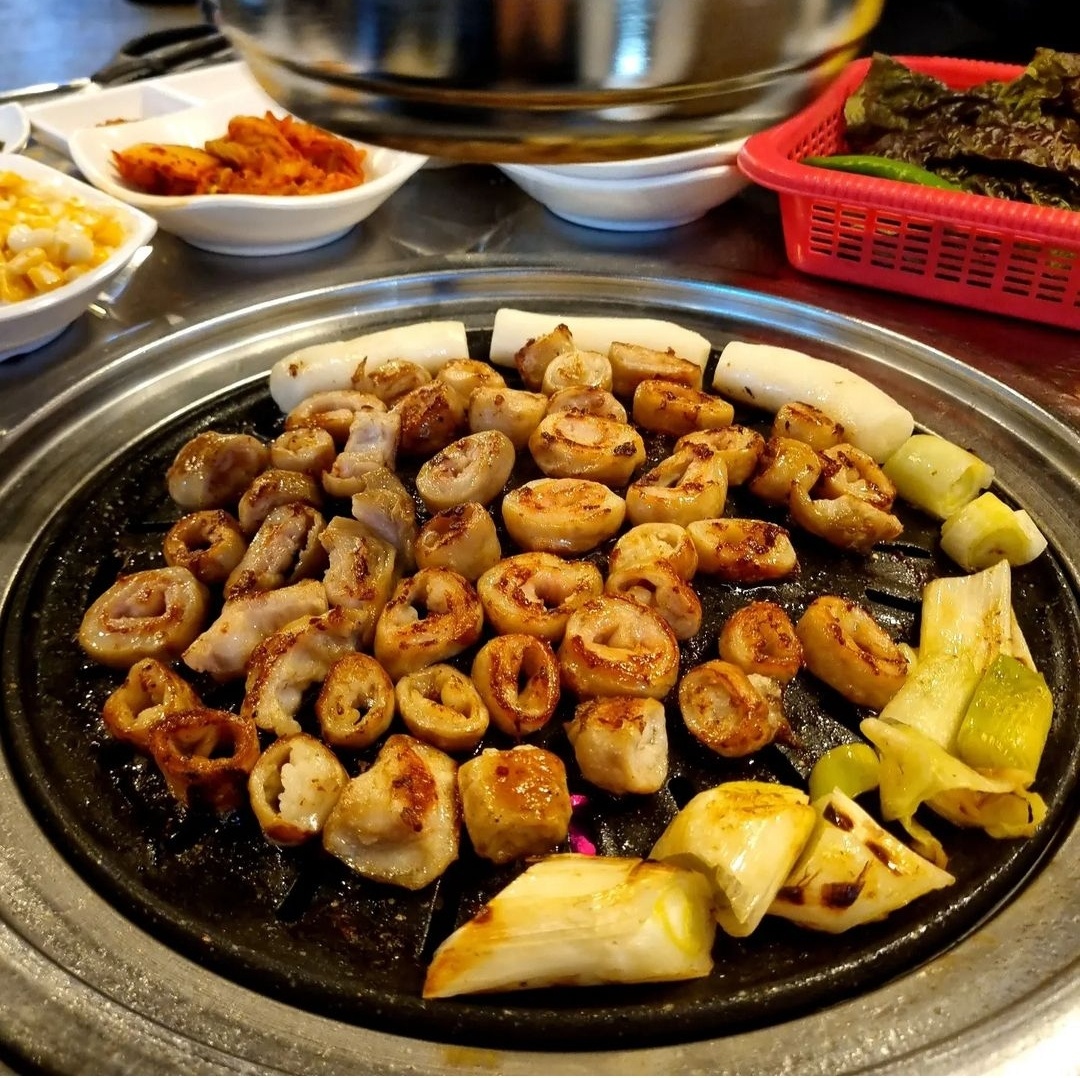 돼지전설 부산직영본점 사진 5