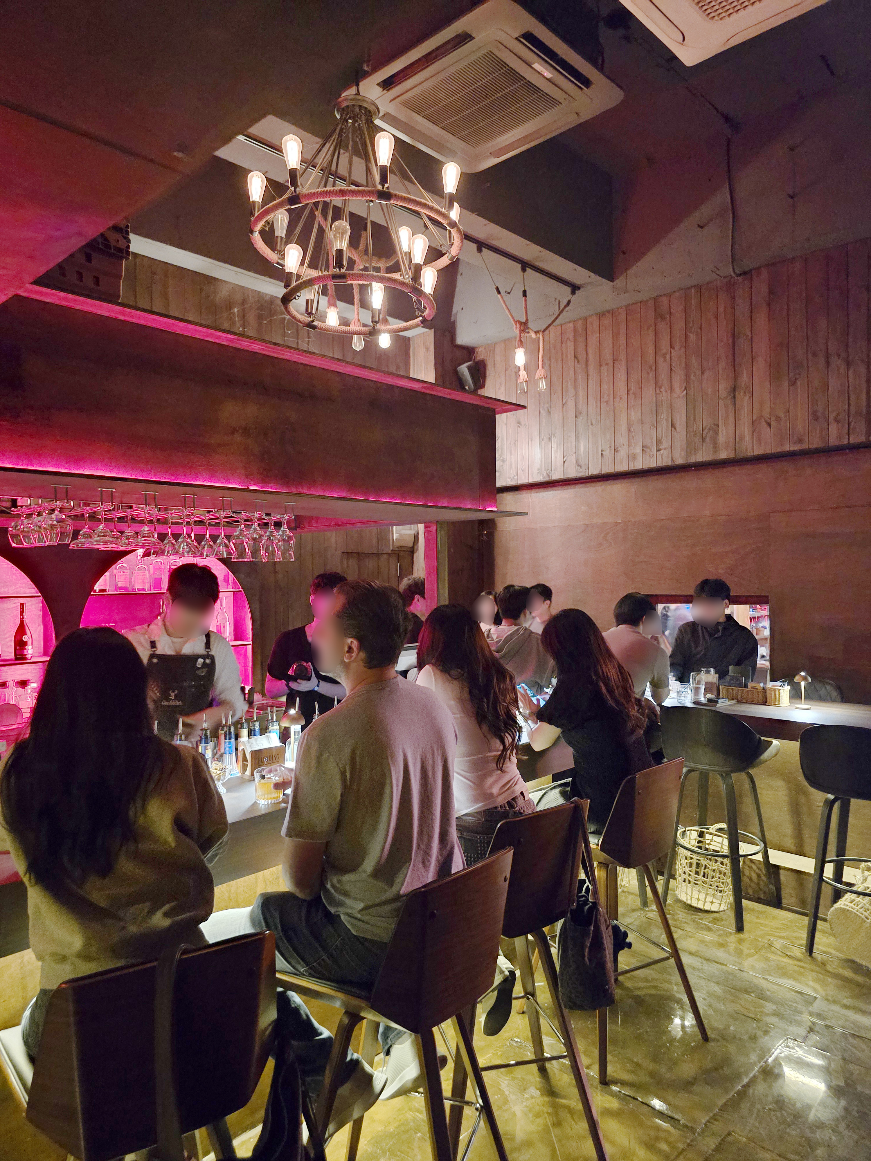 블렌딩바 부산혼술바 서면점 대표 사진