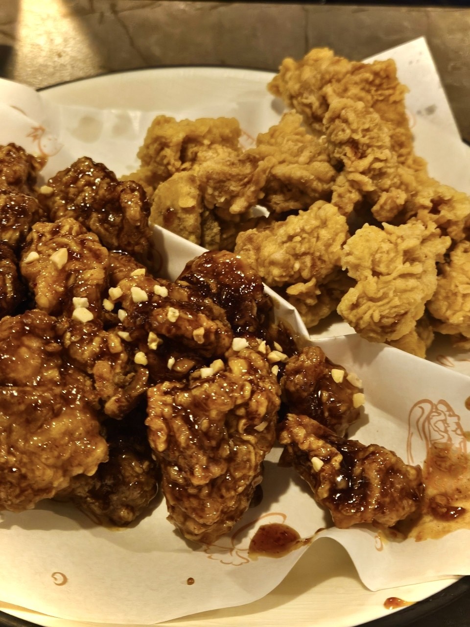 장수치킨맥주 경성대점 사진 3