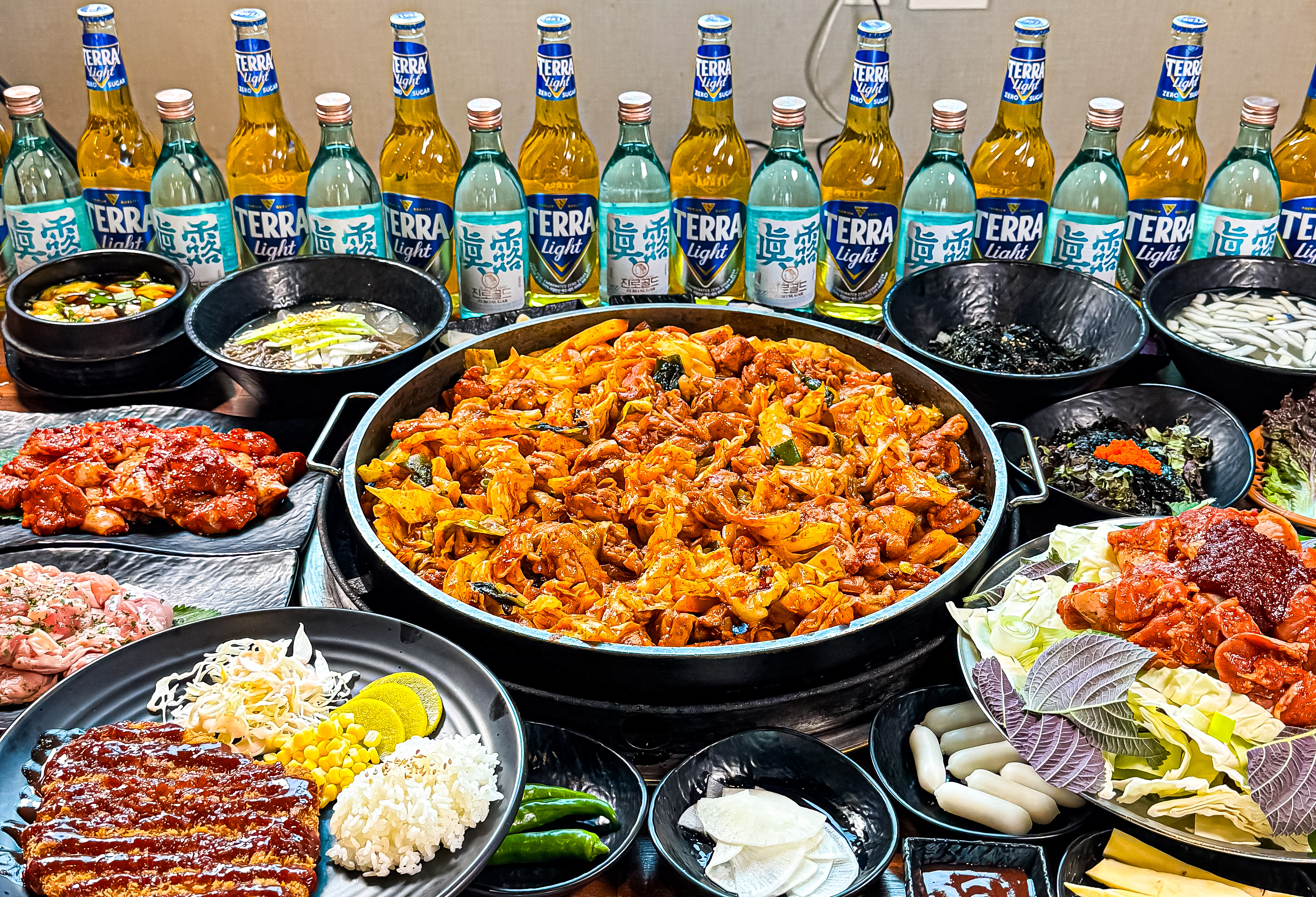 Dunginedakgalbi (둥이네닭갈비) 2