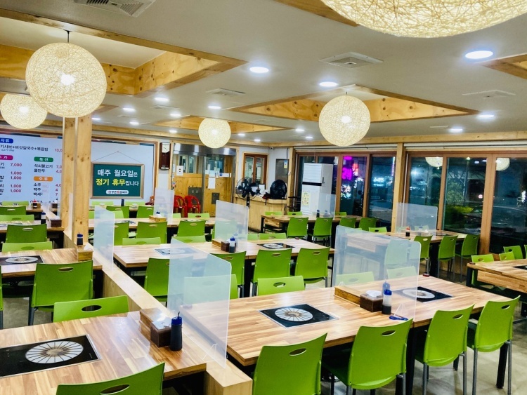 Deungchonsyabeukalguksu (등촌샤브칼국수) 3