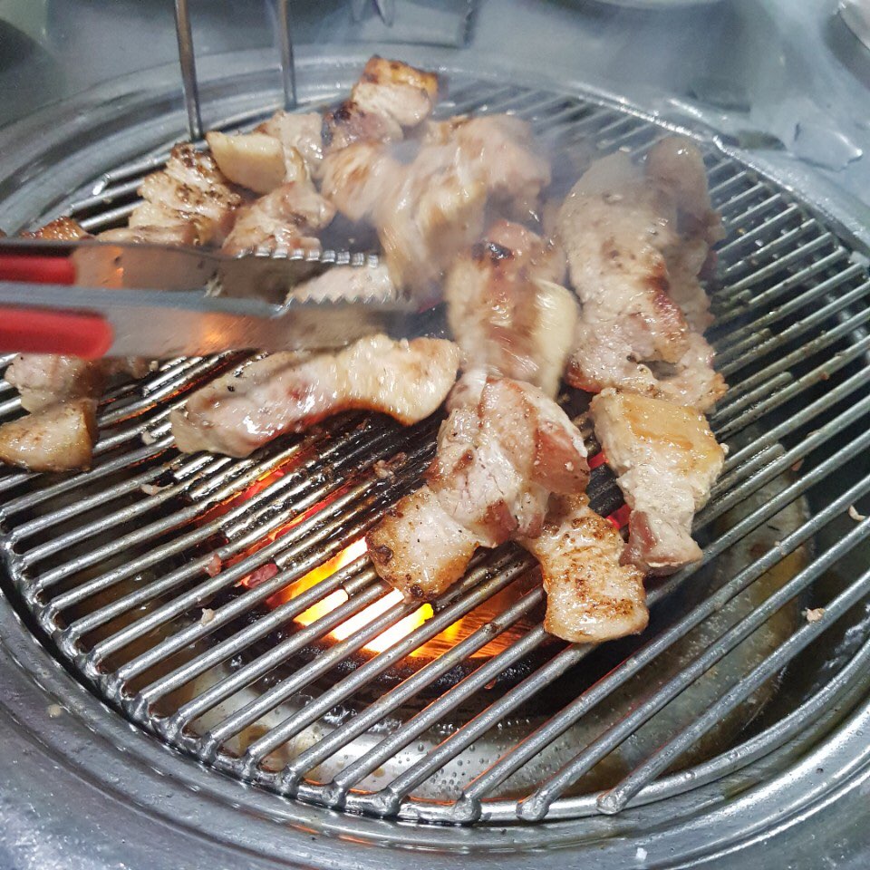 Gogiguwomeongneunjip 5