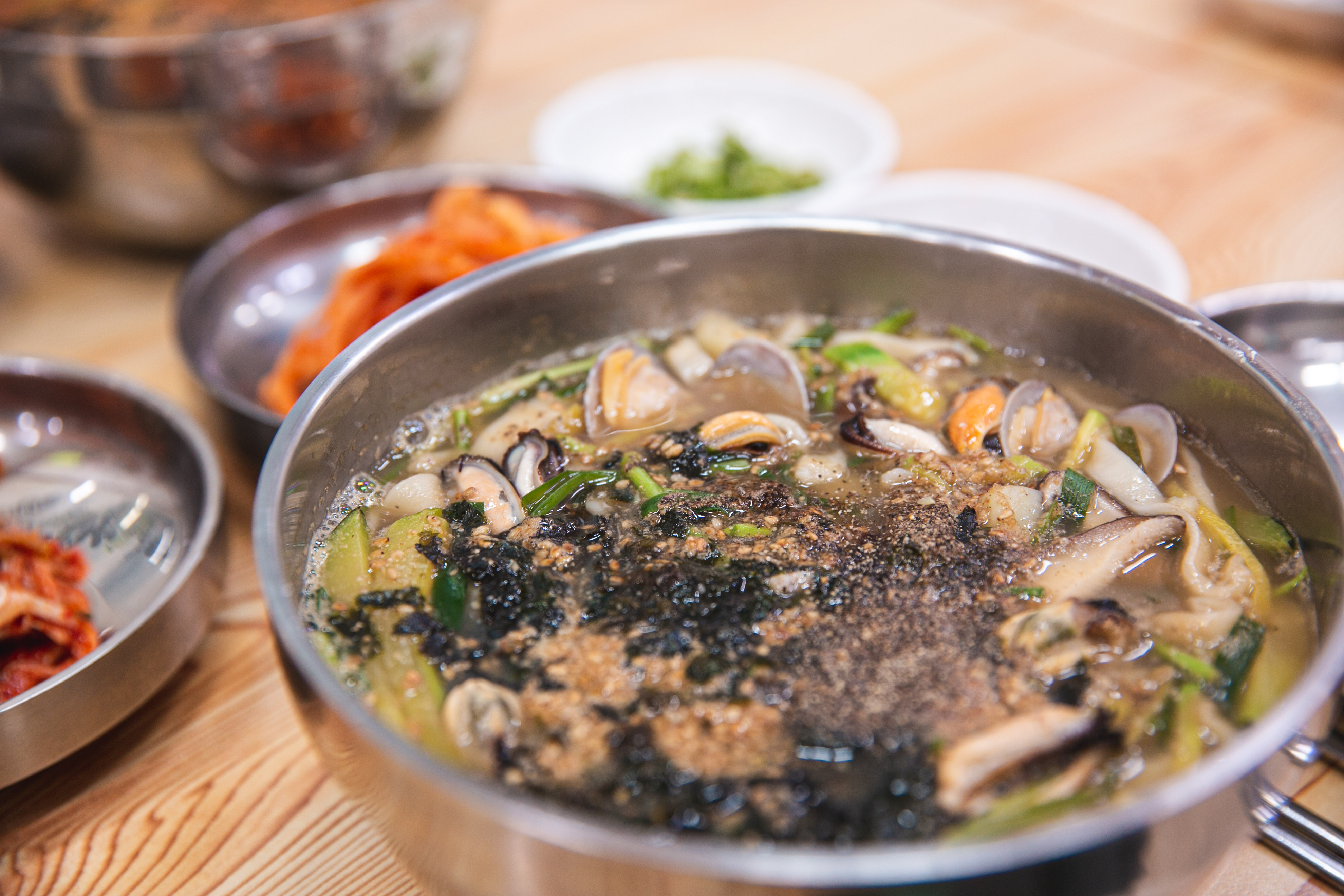 홍합칼국수(1인)
