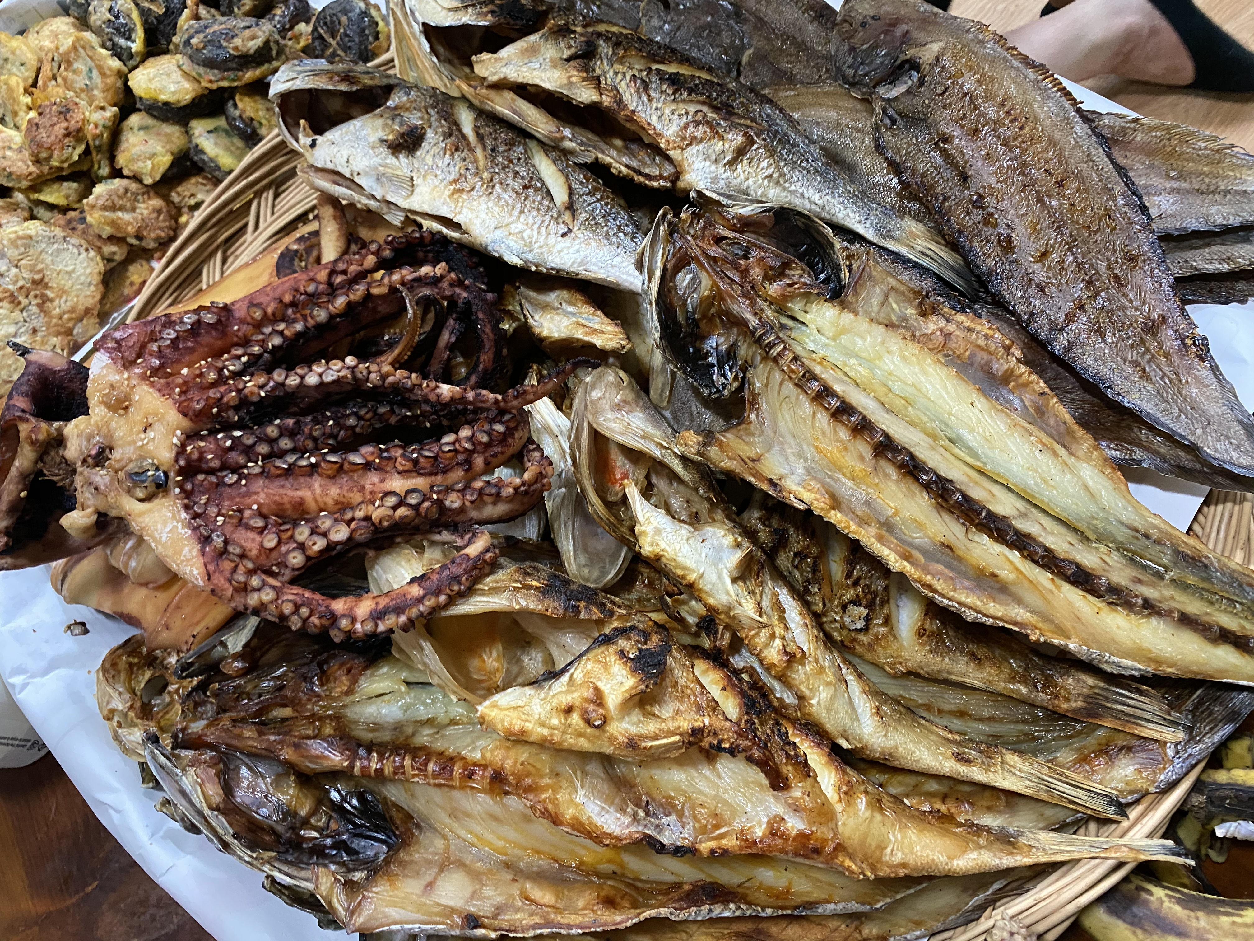 Supumeojang (수품어장) 2