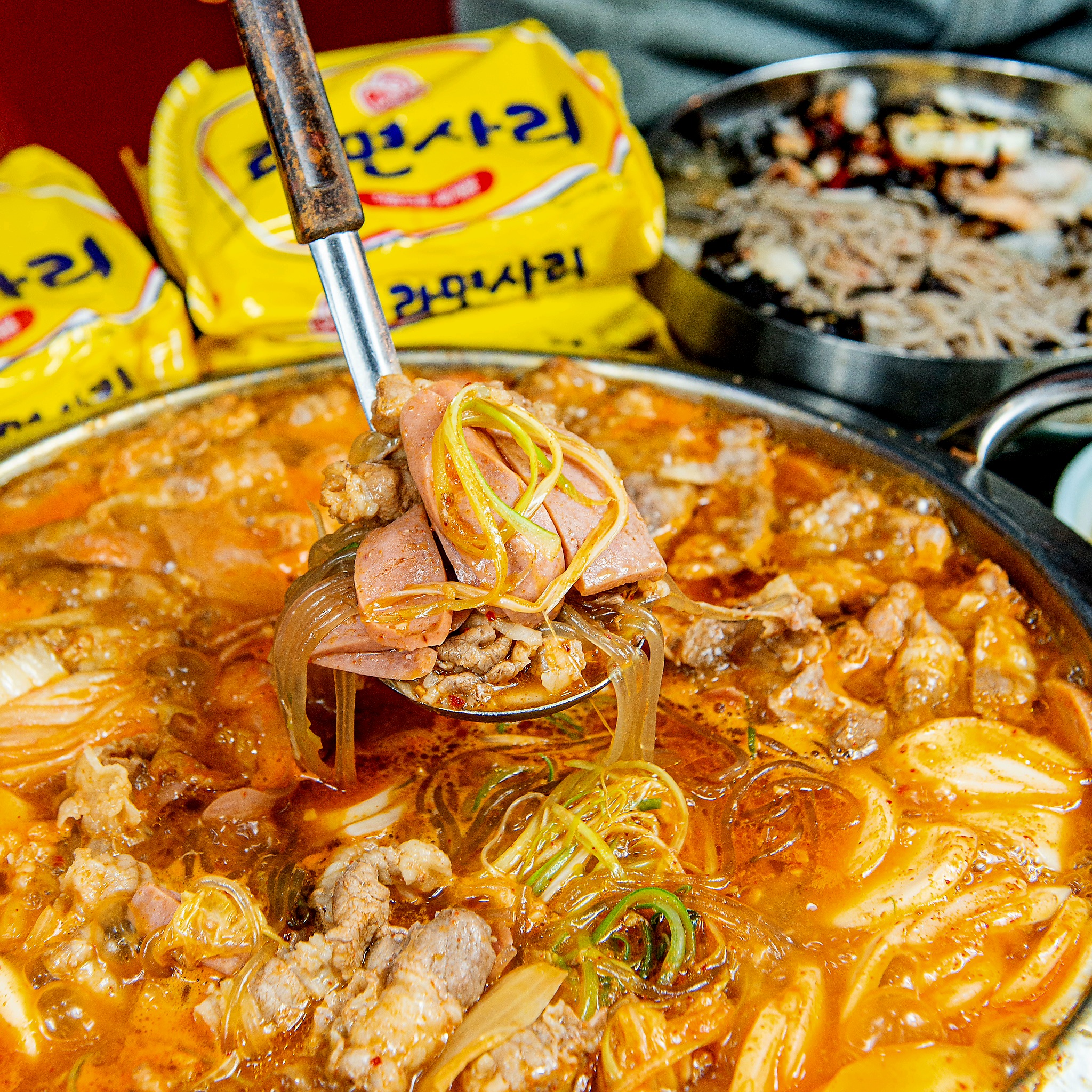 신의주부대찌개시청점 6