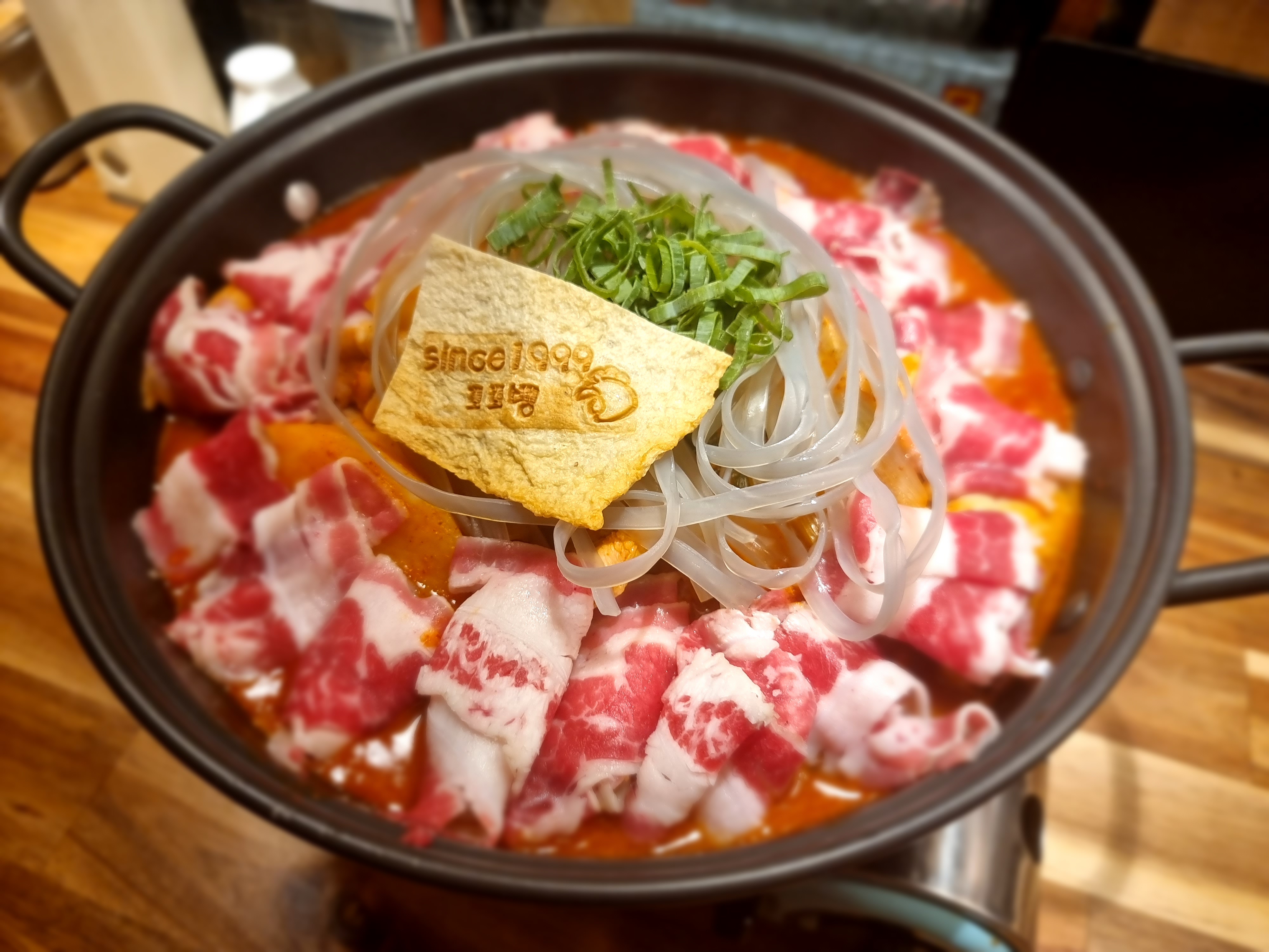 Kkokkobaeng boyangdakyori jeonmunjeom (꼬꼬뱅 보양닭요리 전문점) 1