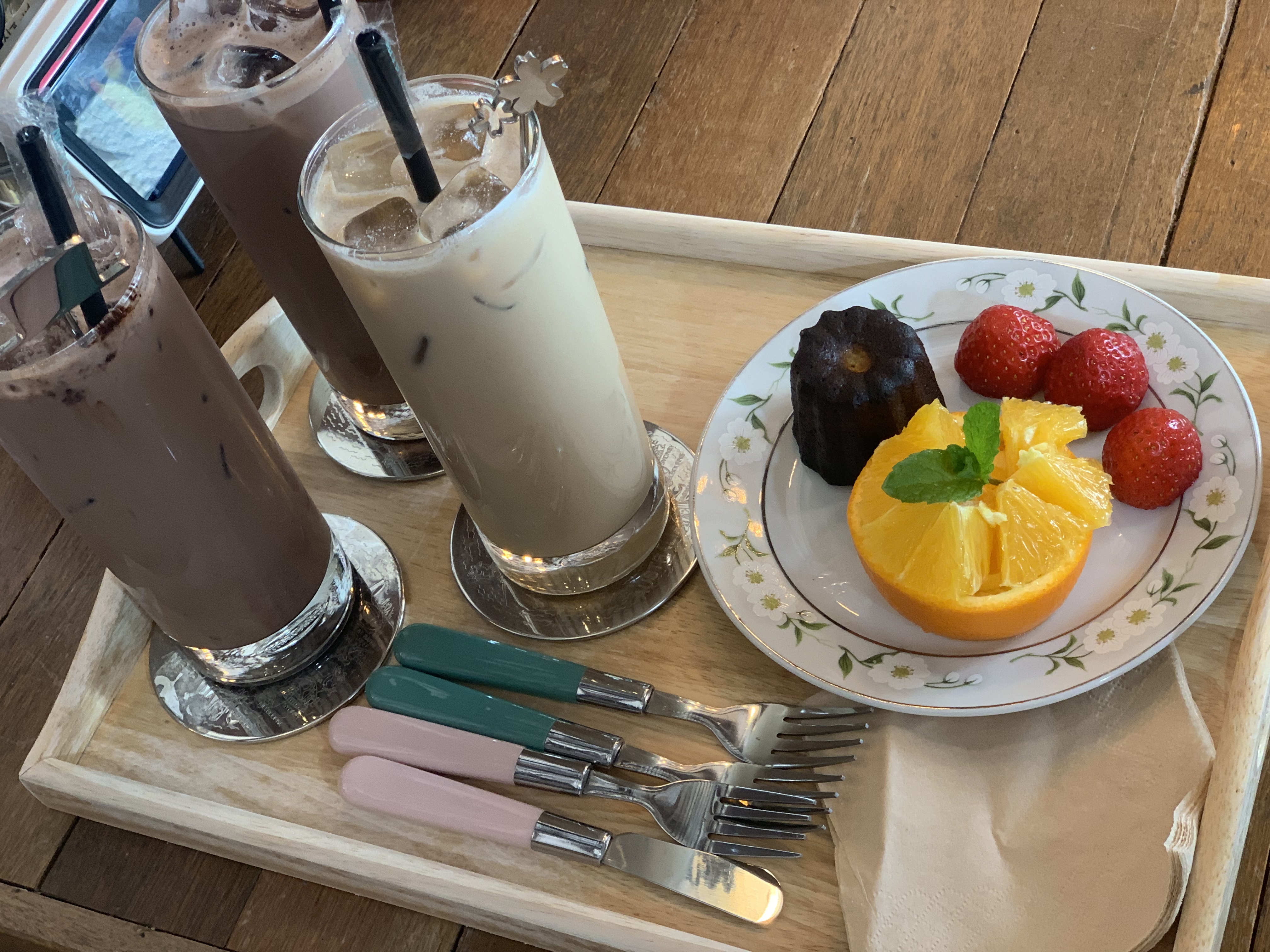 카페 앵두꽃 6