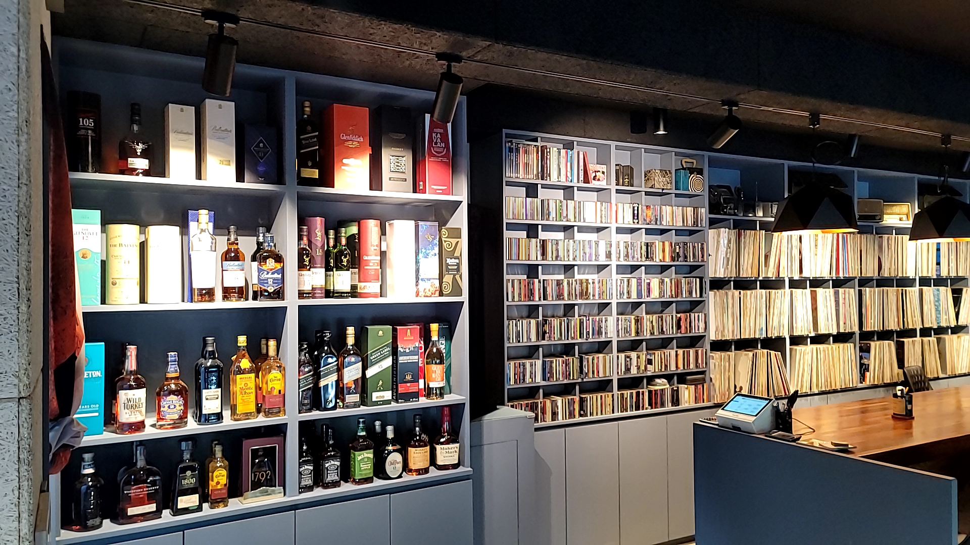 산타나 - LP Bar 사진 6