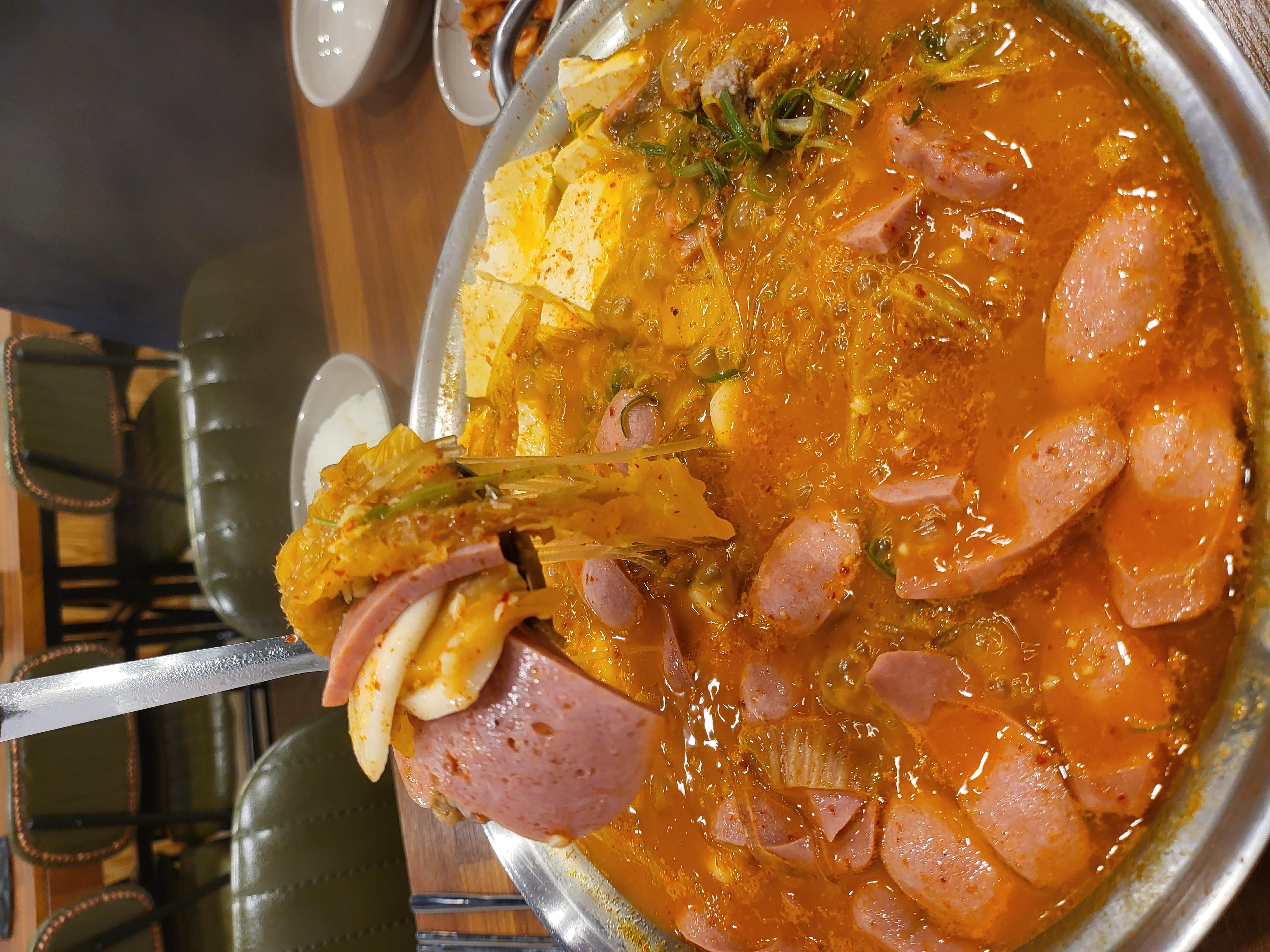 Uijeongbubudaejjigae (의정부부대찌개) 3