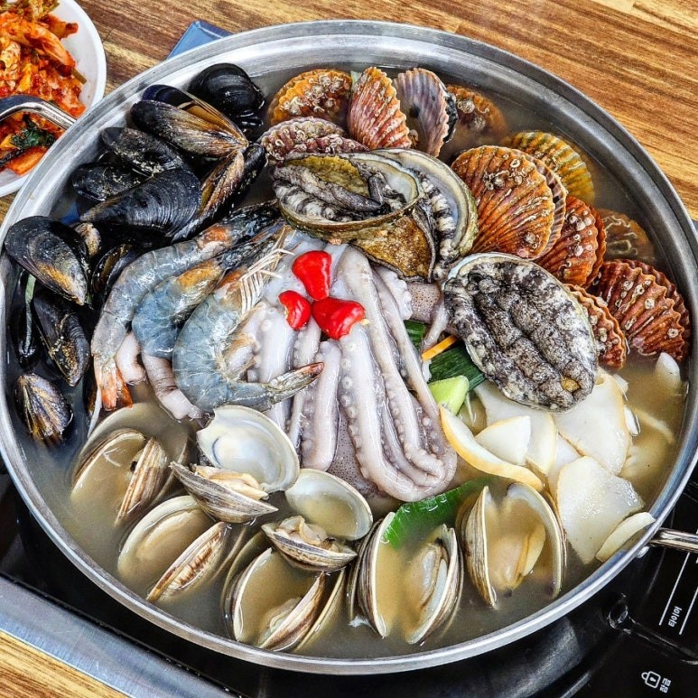박승광해물손칼국수아산신정호 1