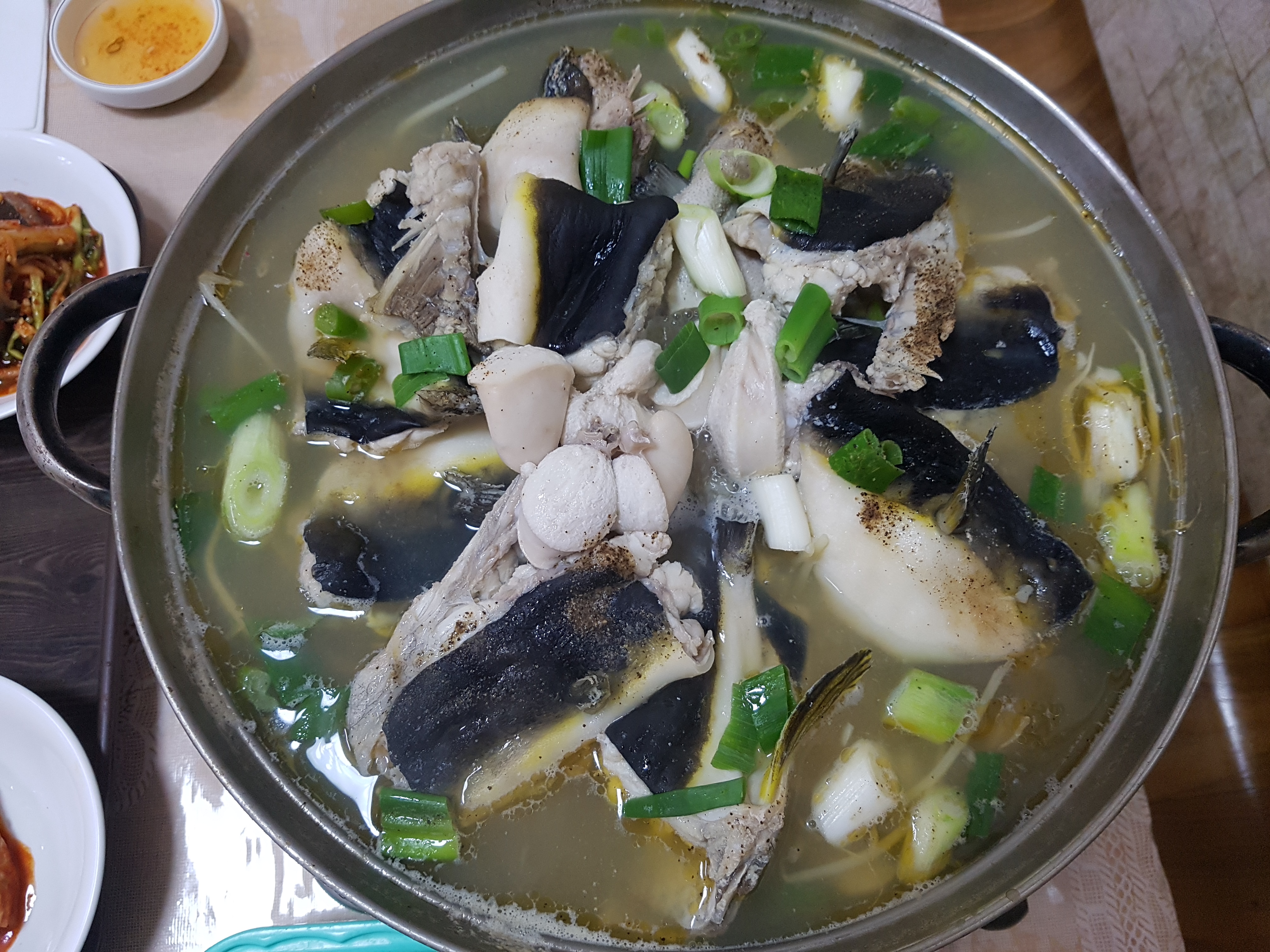 Mokpobokjip (목포복집) 1