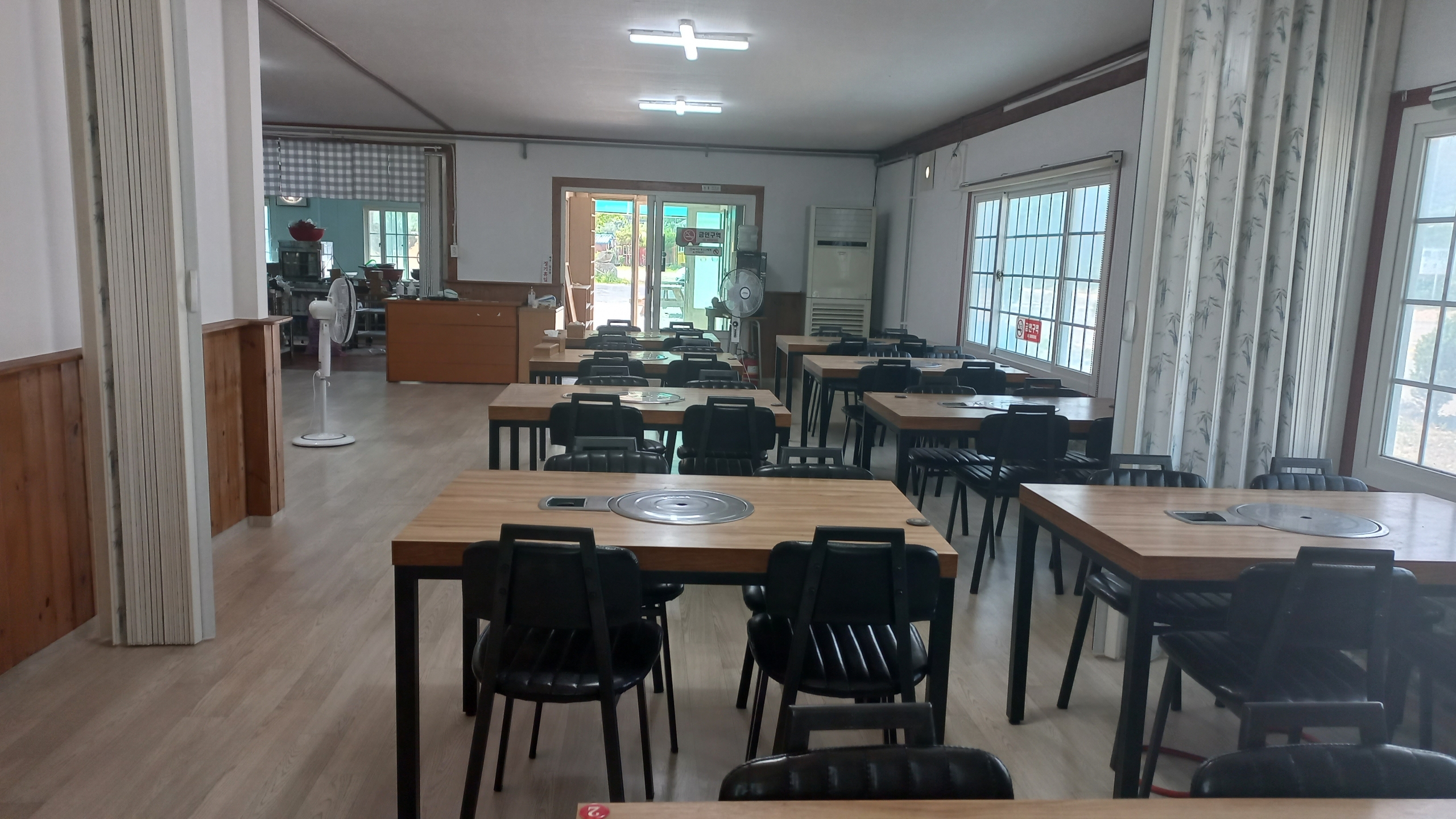 Yongcheonsundaeyeomsotang (용천순대염소탕) 2