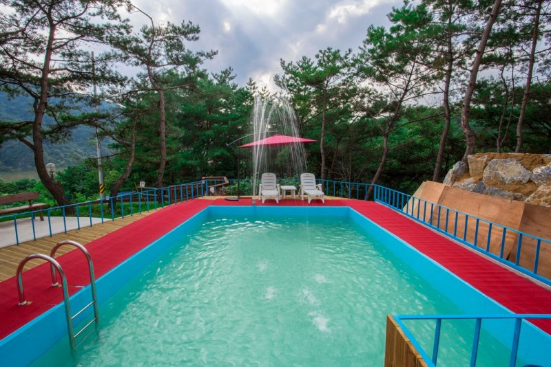 남한강솔밭펜션 이미지