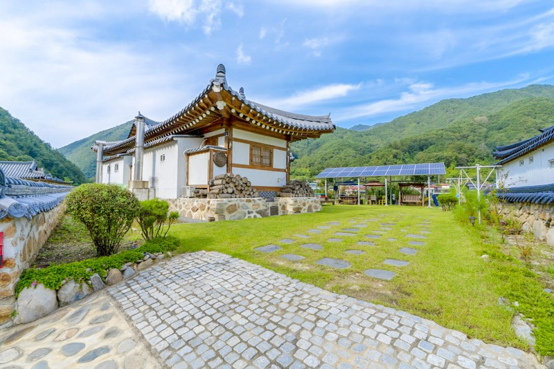 모두와한옥펜션