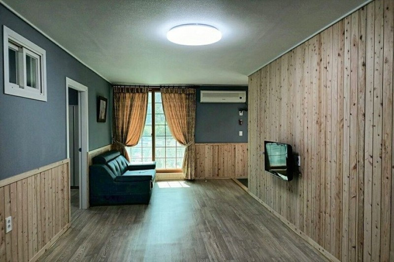 숲속의하루 이미지