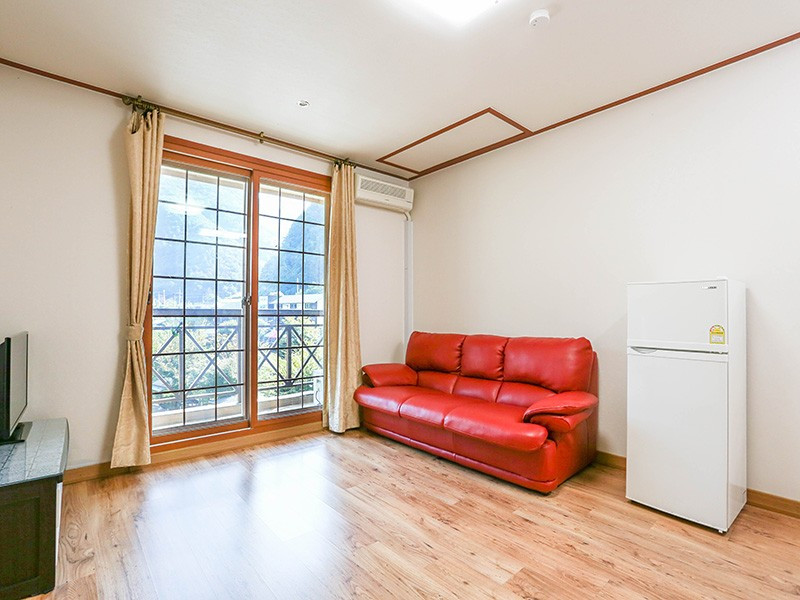 숲속의하루 이미지