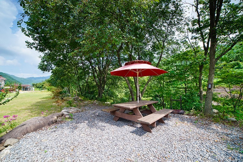 숲속시골길펜션 이미지