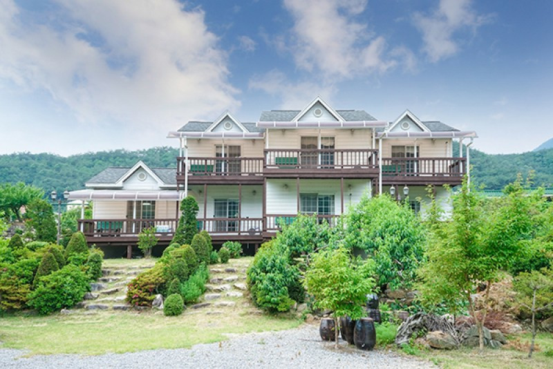 강가의아침펜션 이미지