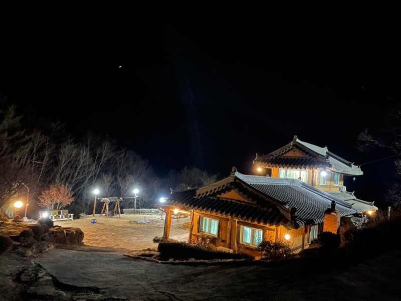 하룻밤 궁궐터 이미지