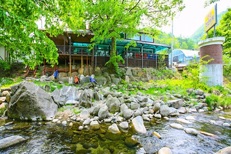 천년바위펜션 이미지