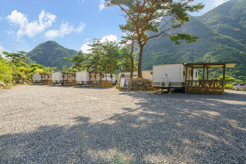 파인카라반캠핑장 이미지