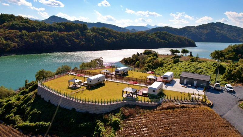 청풍레이크카라반 이미지