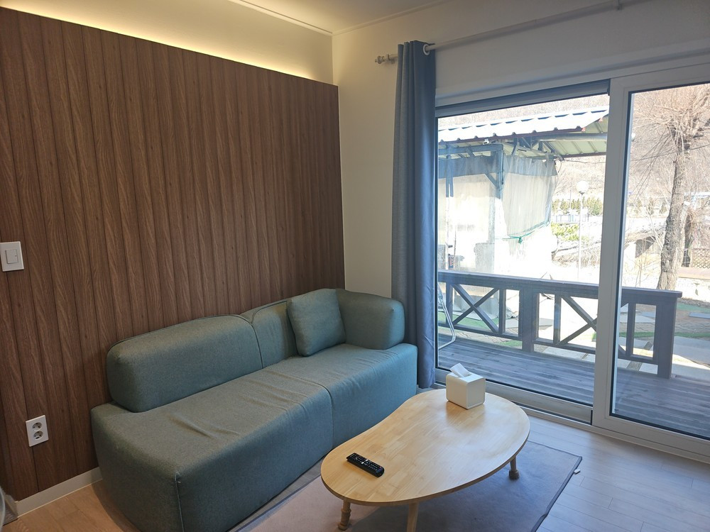 꽃들의물감찾기펜션 이미지