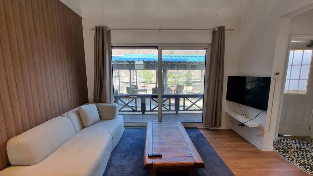 꽃들의물감찾기펜션 이미지