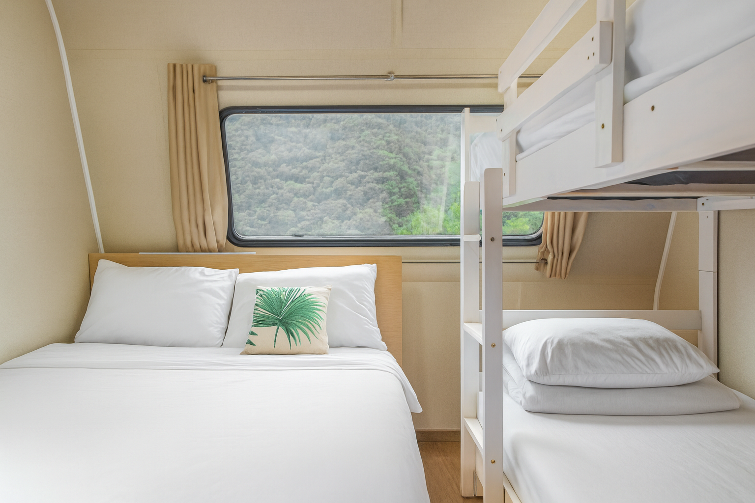 파인카라반캠핑장 이미지