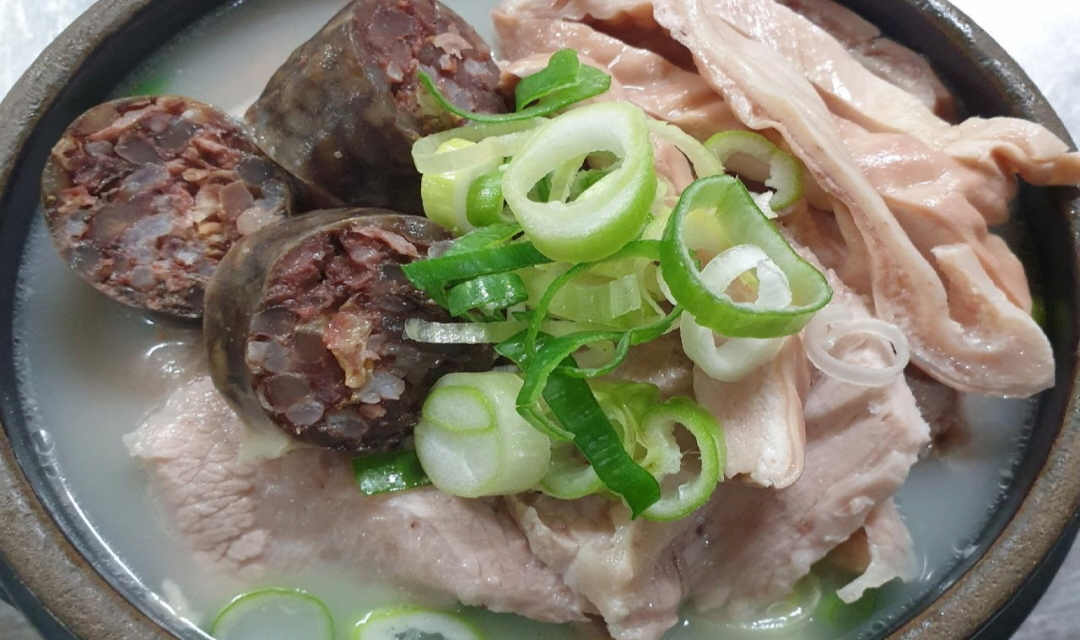 촌집돼지국밥 본점 사진 2