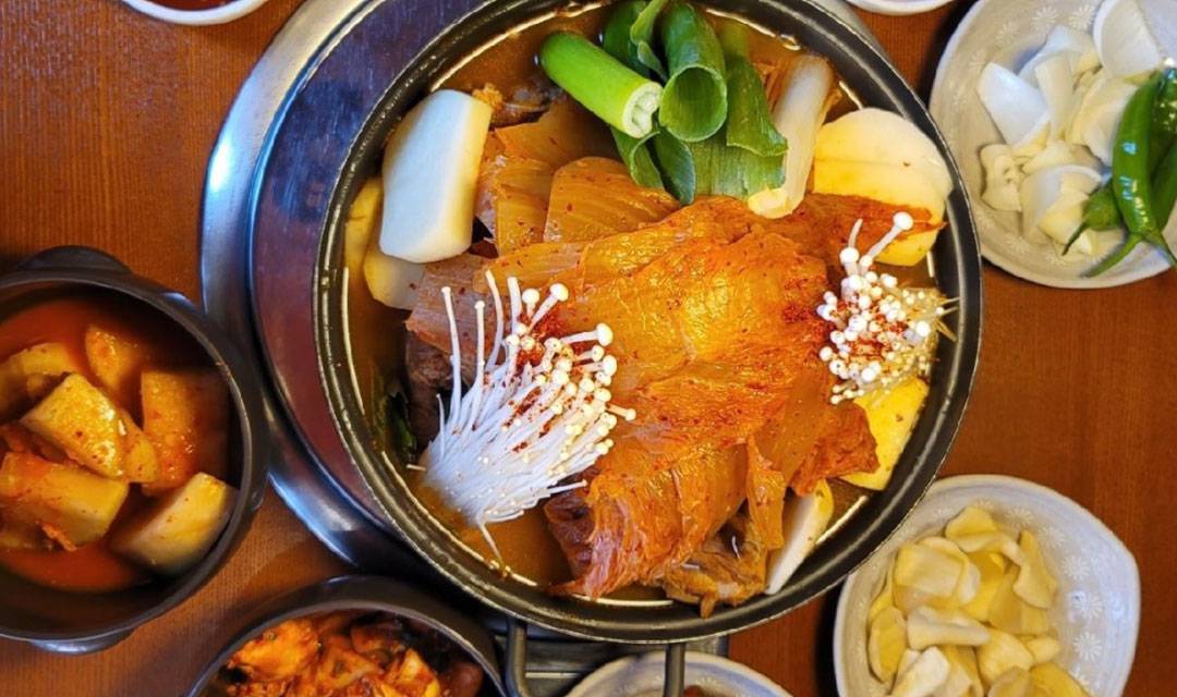 백프로국산감자탕 빛가람점 사진 7