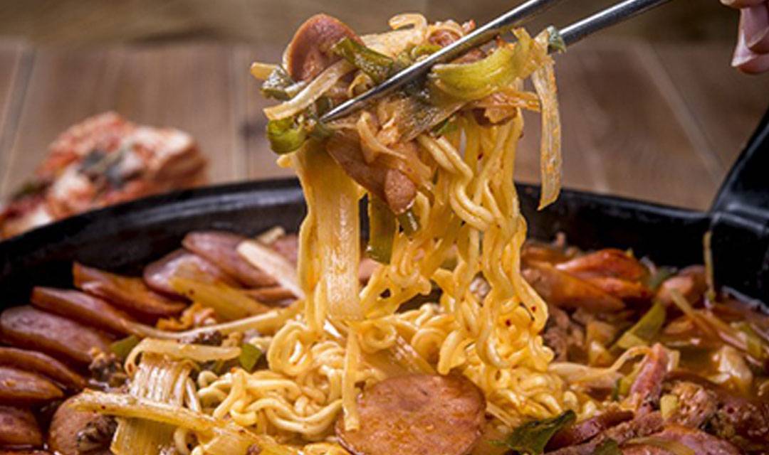 본맛송탄부대찌개 사진 7