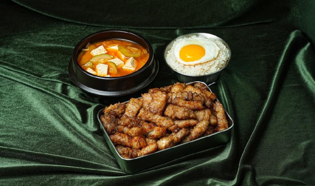 육식사관학교 안산선부점 사진 6