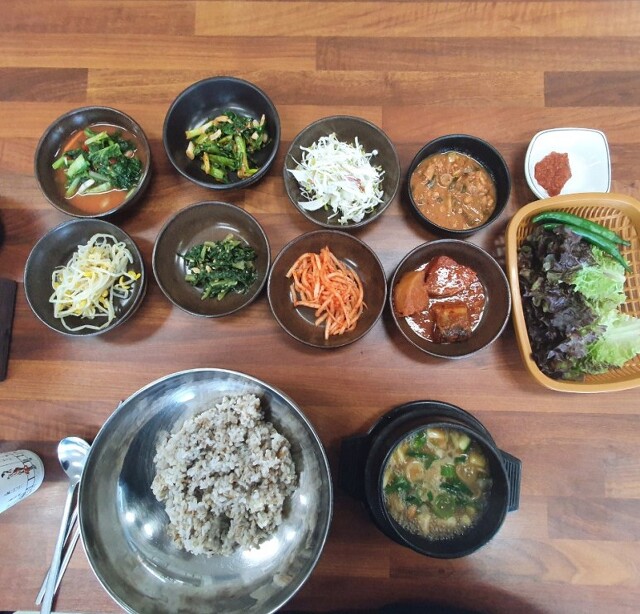 청송보리밥 사진 2