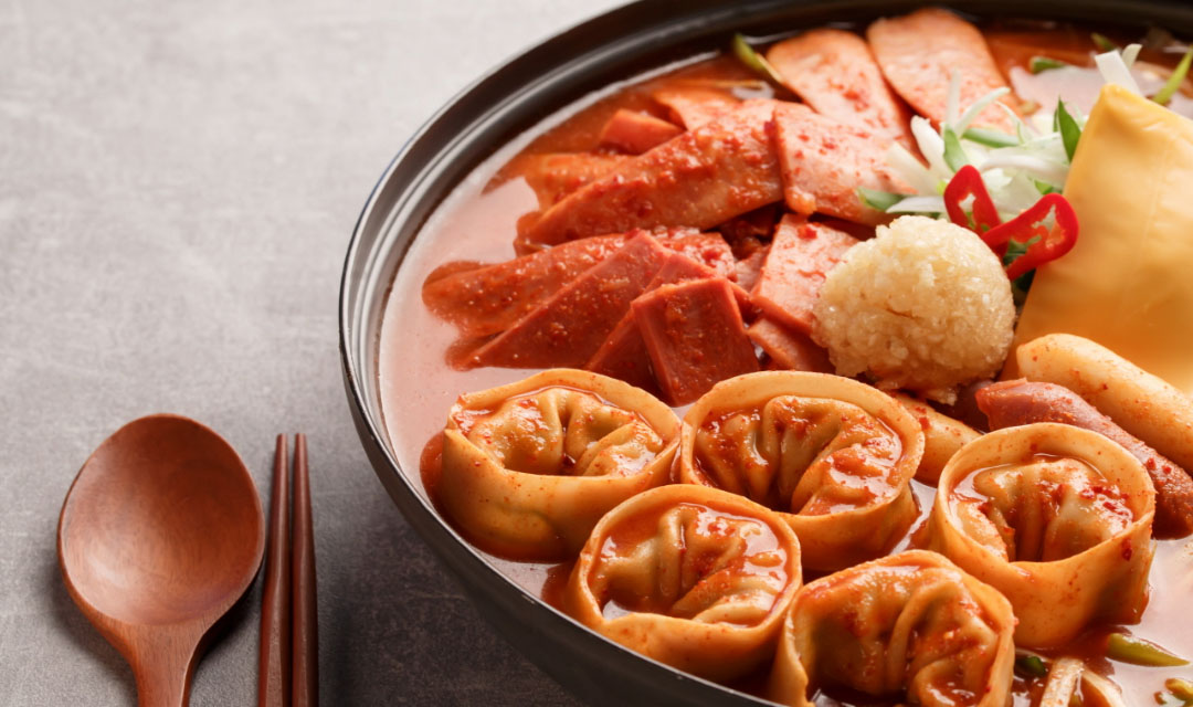 더하고부대찌개 수정역점 사진 6