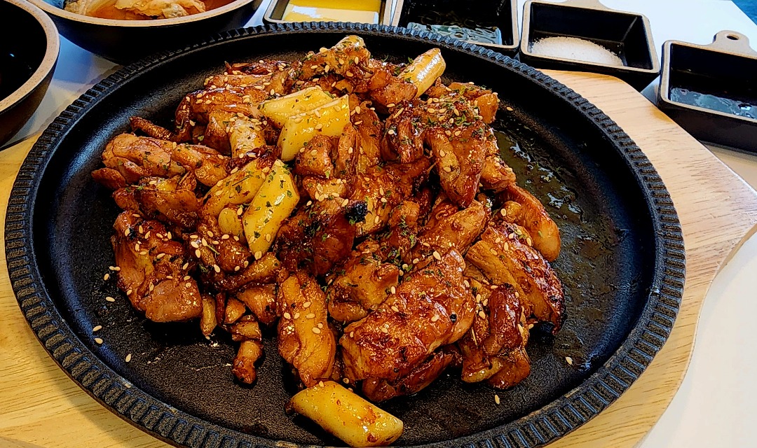 찐숯불치킨 사진 3