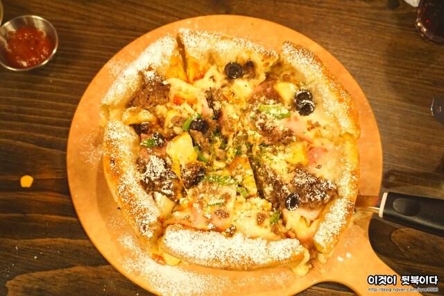 맥주를구한피자 구서점 사진 3