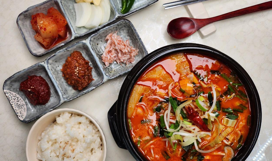 영천얼큰돼지국밥 온천점 사진 7