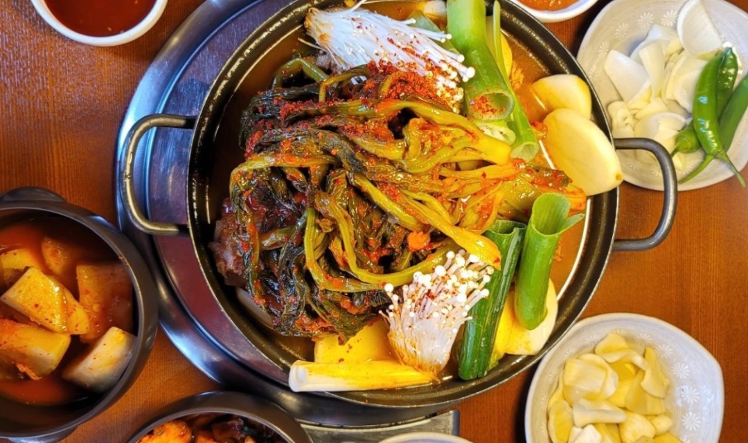 백프로국산감자탕 빛가람점 사진 3